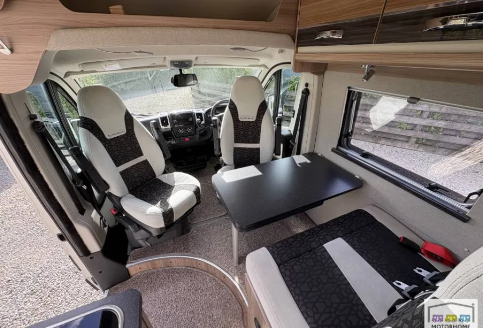 Autocruise Accent  2016