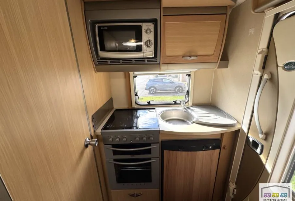 Bessacarr E435  2008