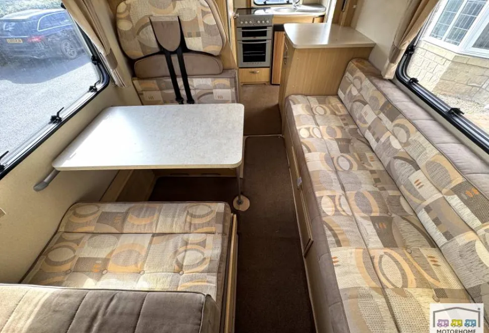 Bessacarr E435  2008