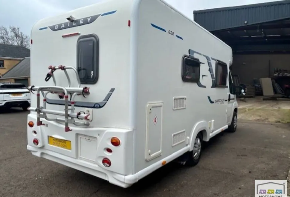 Bailey Approach Advance 635 2016