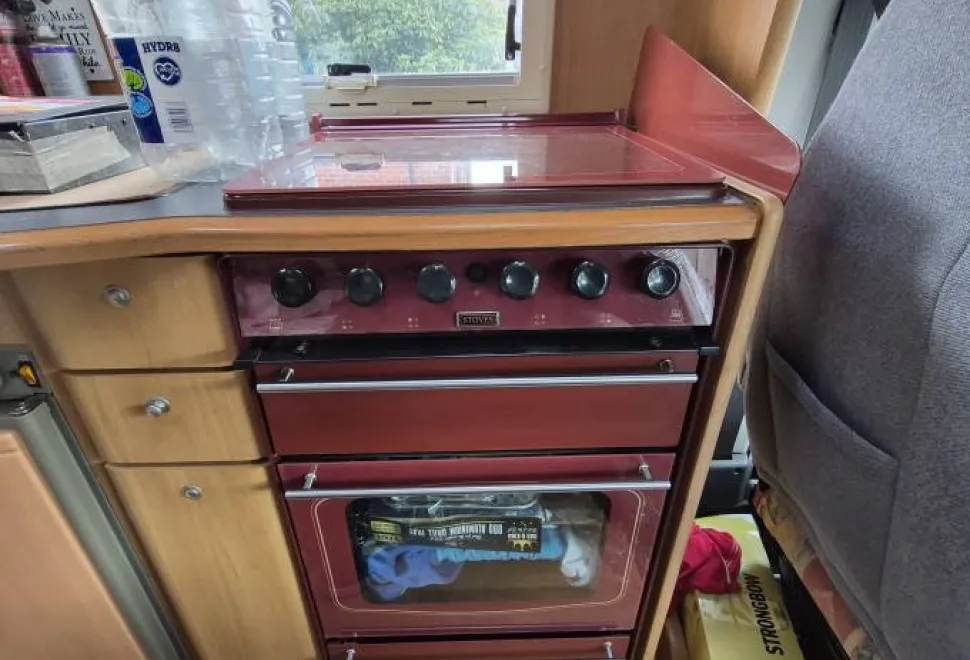 Swift Kon-Tiki  2000
