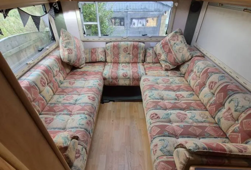 Swift Kon-Tiki  2000
