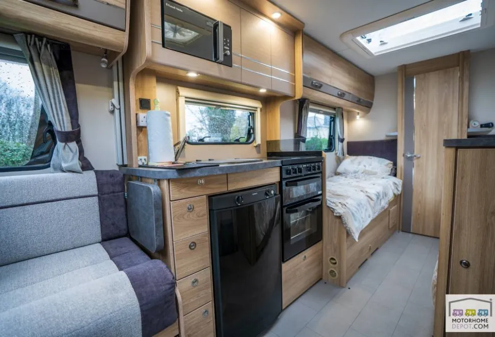 Elddis Riva Gold 185 2020