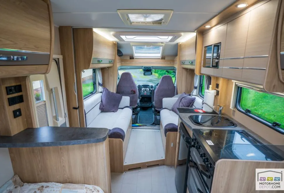 Elddis Riva Gold 185 2020