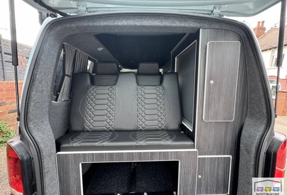 Volkswagen T6 Denby 2022