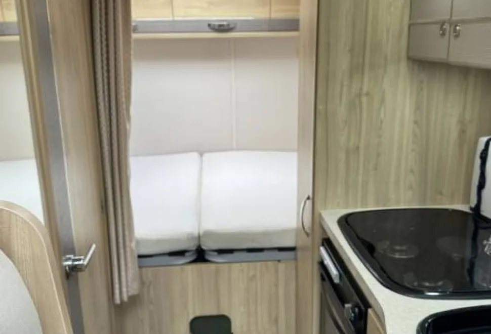 Elddis Majestic 125 2017