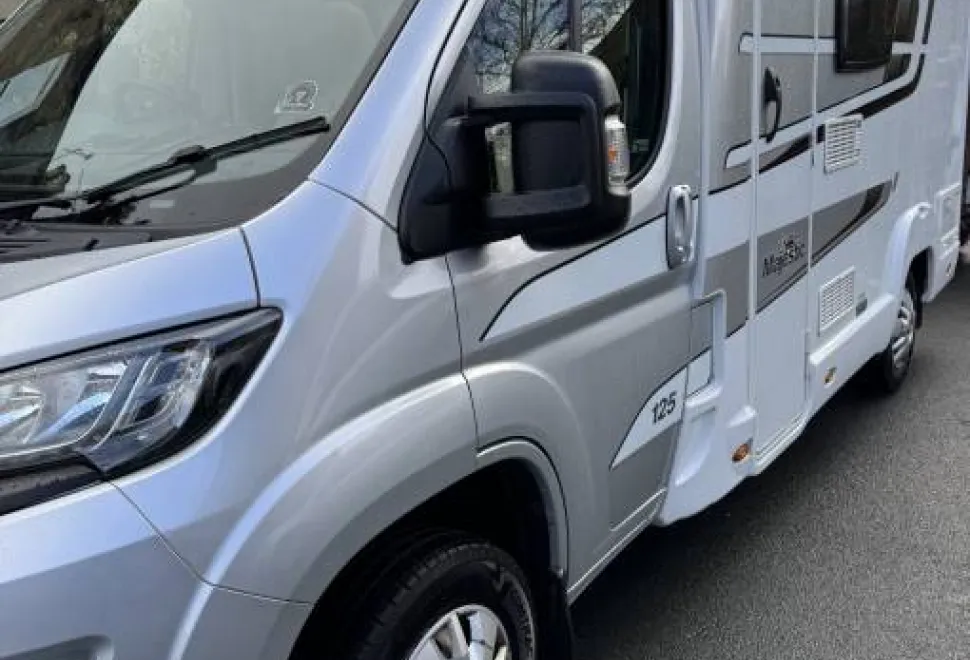 Elddis Majestic 125 2017