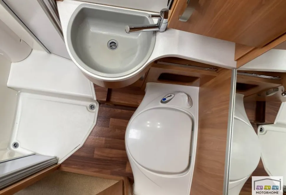 Hymer Exsis-I 678 2013
