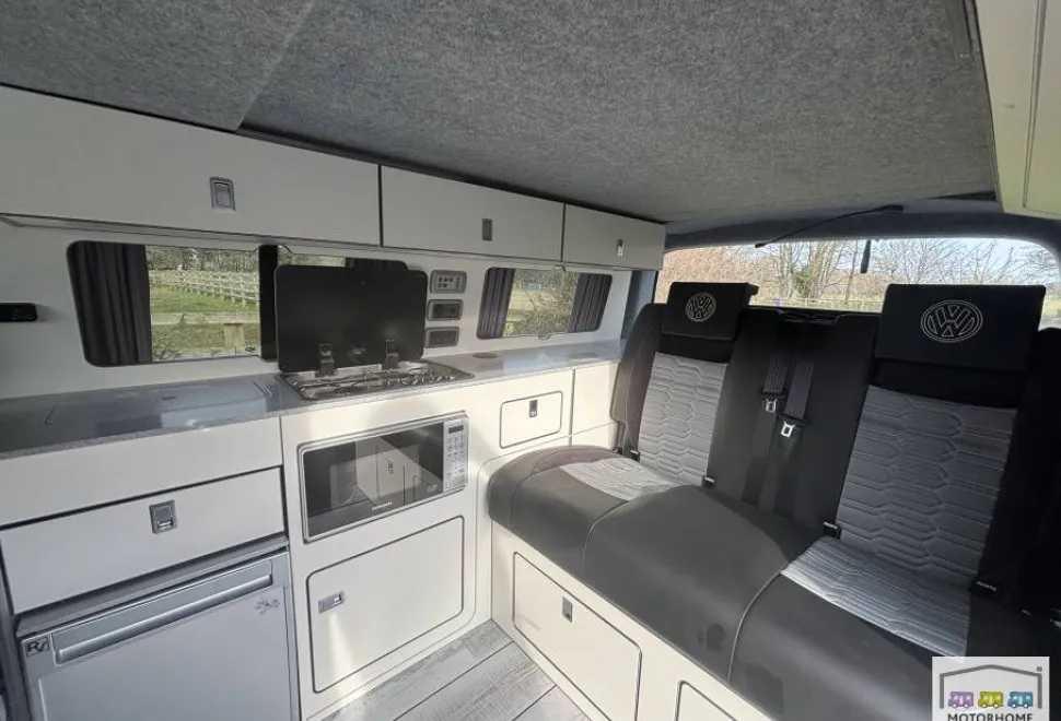 Volkswagen Transporter T30 2023