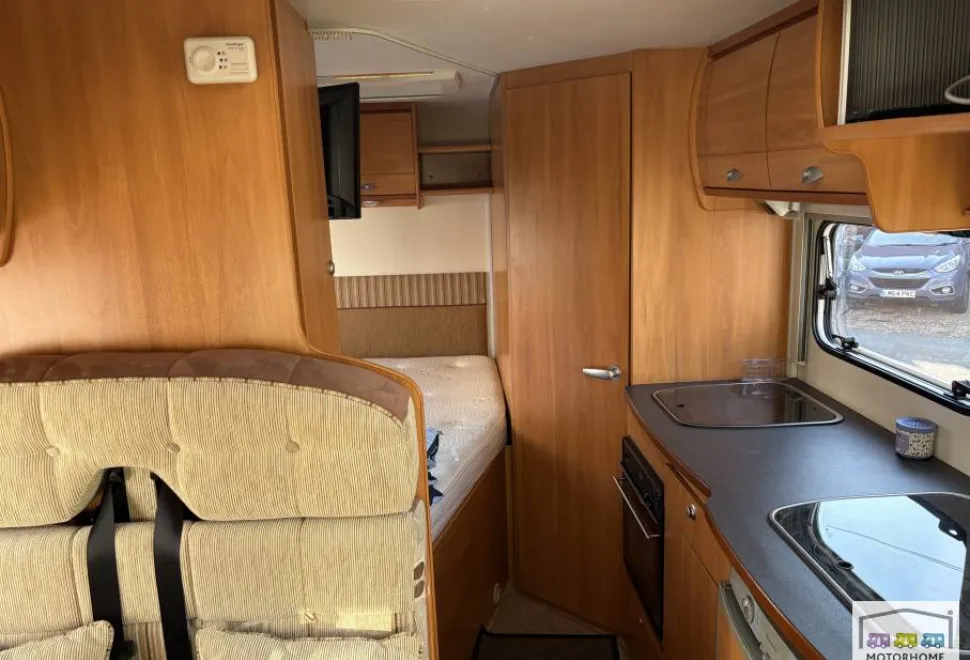 Home-Car XS33  2010