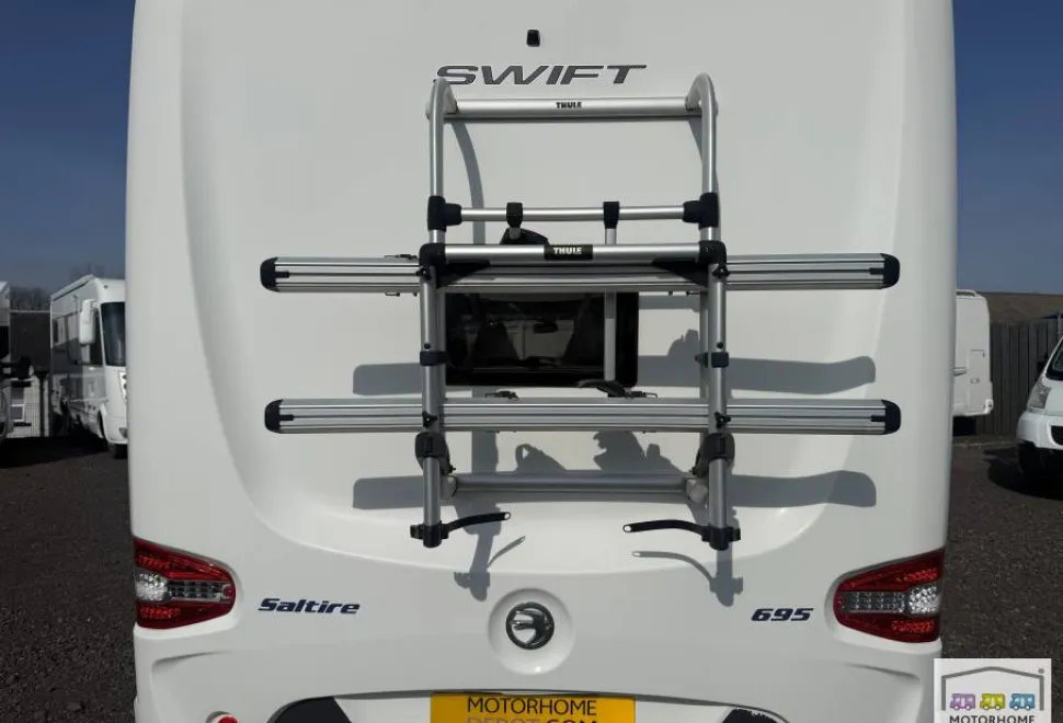 Swift Escape 695 2017
