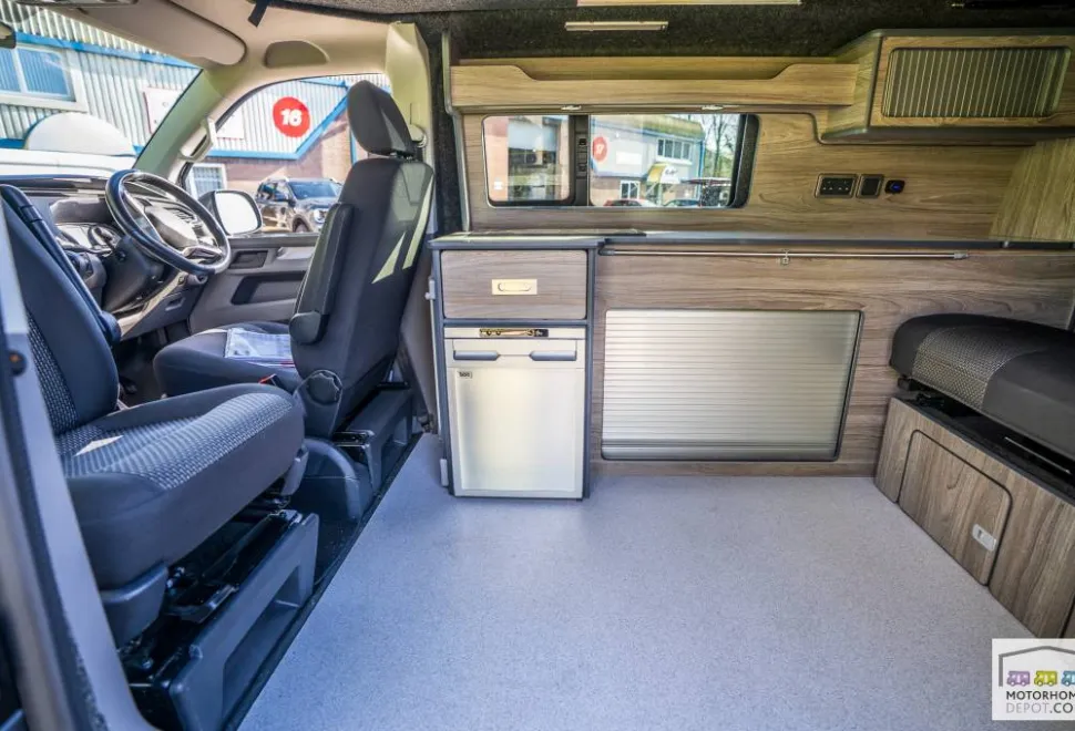 Volkswagen Transporter Highline 2023