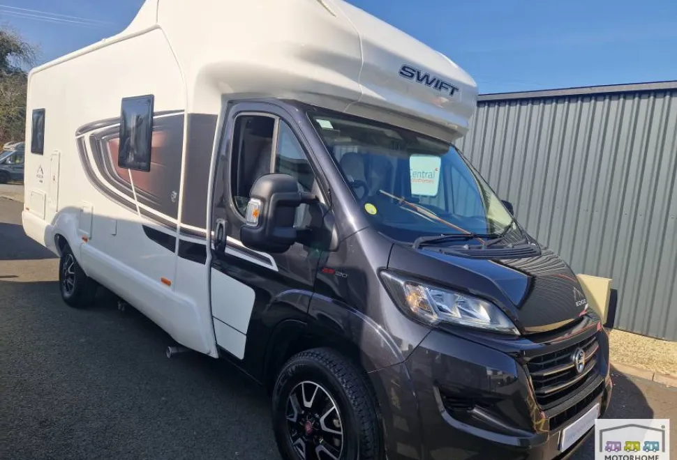 Swift Edge 486 2021
