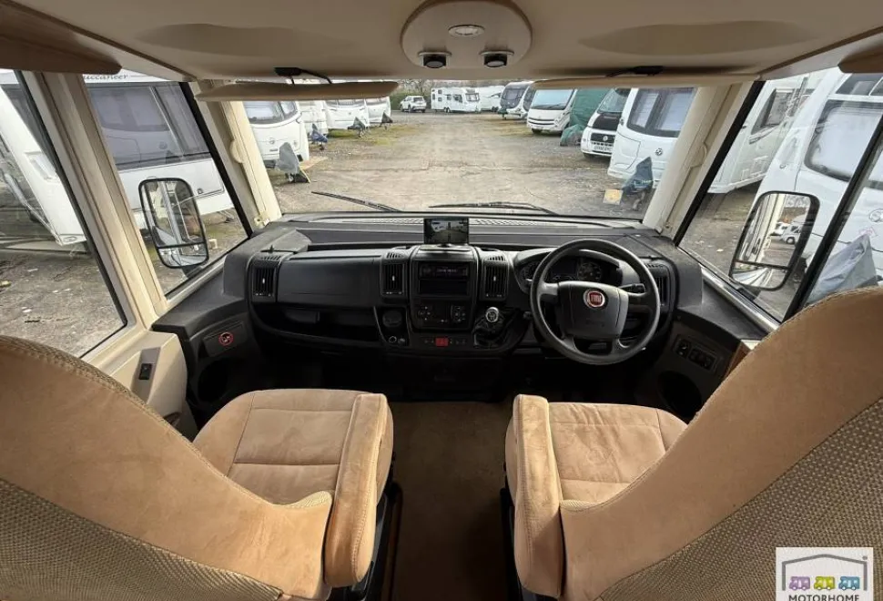 Hymer Exsis-I 698 2014