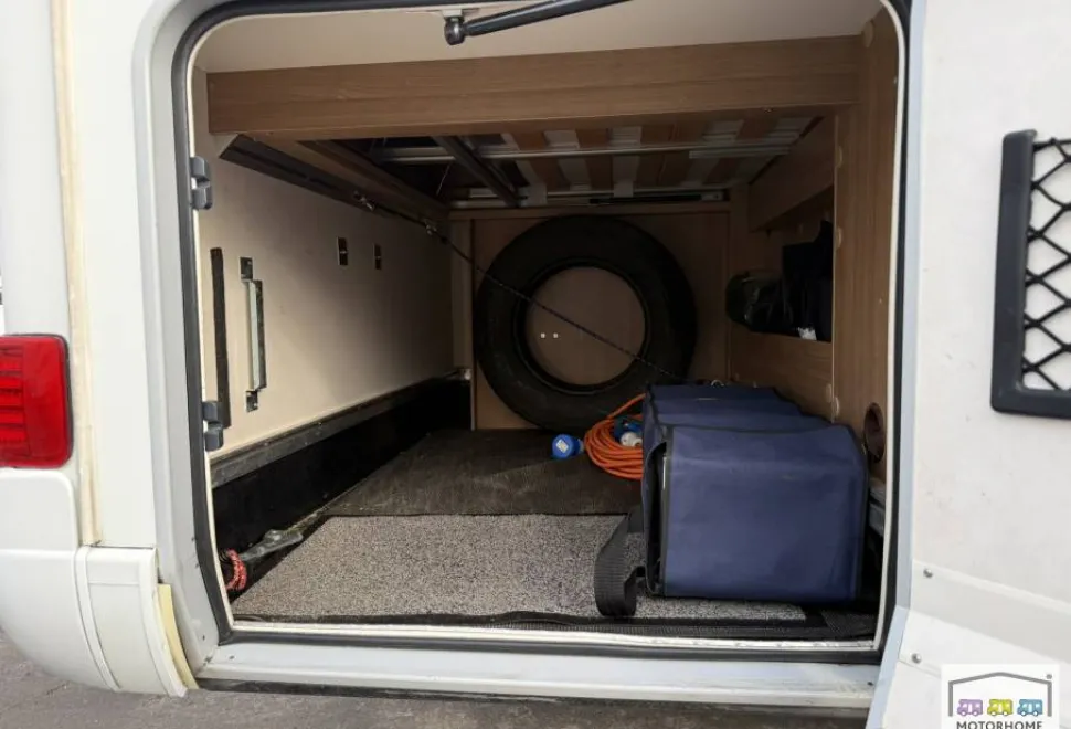 Hymer Exsis-I 698 2014