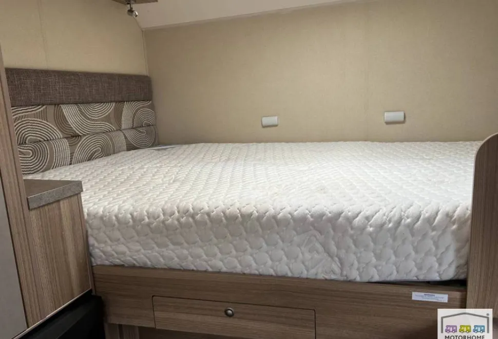 Bessacarr 484  2015