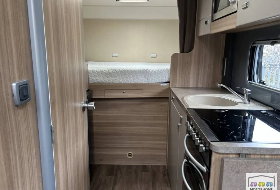 Bessacarr 484  2015