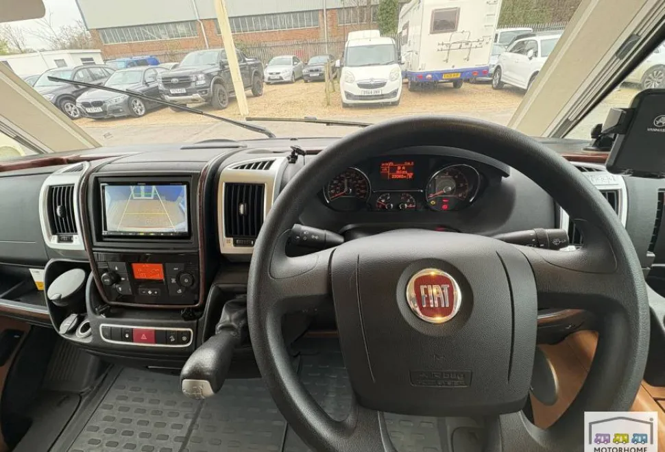 Carthago C-Compactline C138 2015