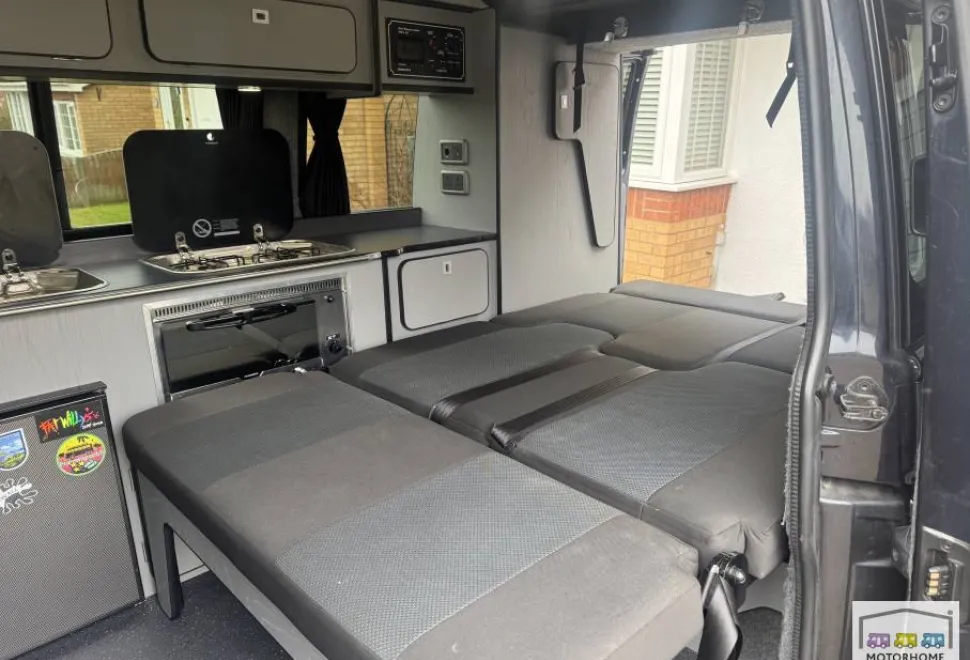Volkswagen T6  2016
