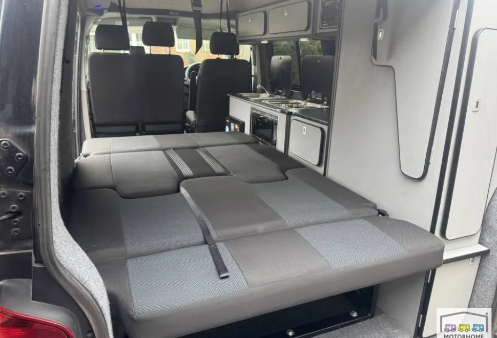Volkswagen T6  2016