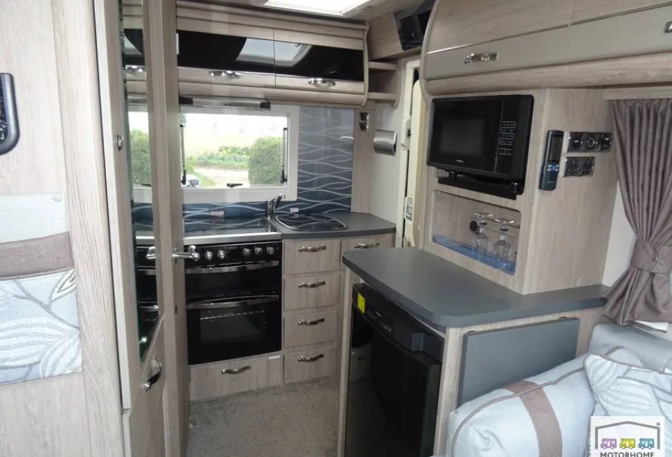 Auto-Sleepers Bourton  2021