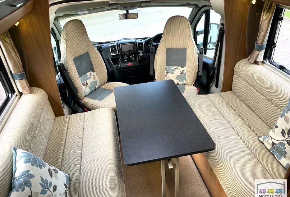 Auto-Trail Tracker RS 2013