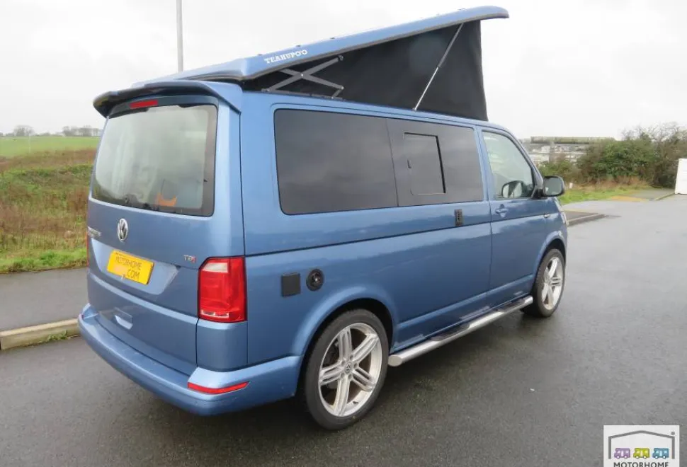 Volkswagen T6 Teahupo’o 2017