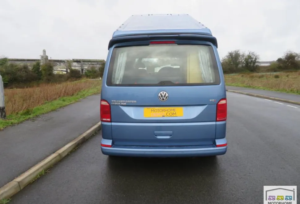 Volkswagen T6 Teahupo’o 2017