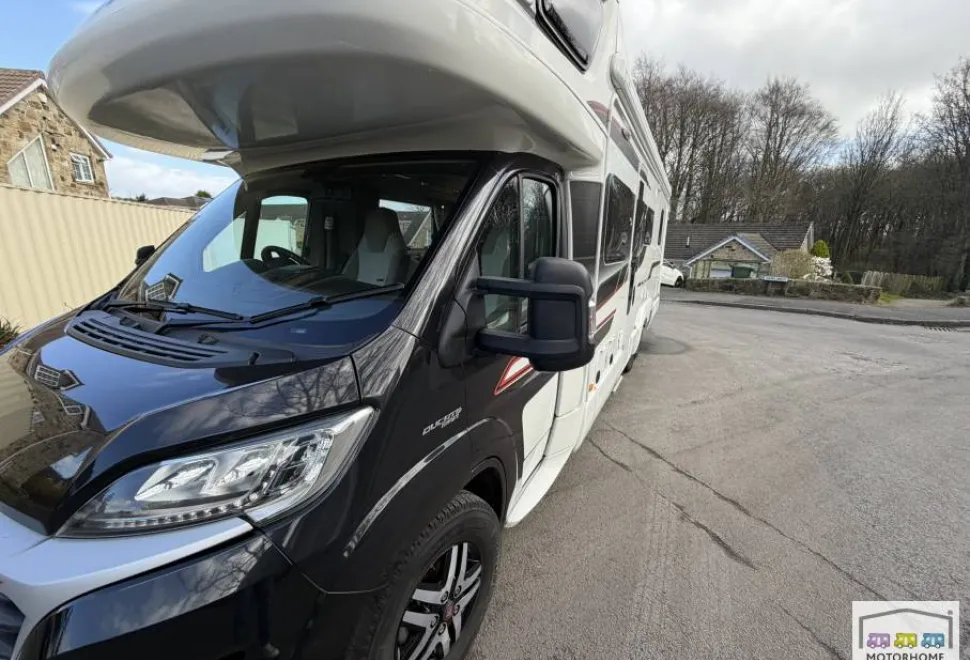 Swift Kon-Tiki 669 Black Edition 2018