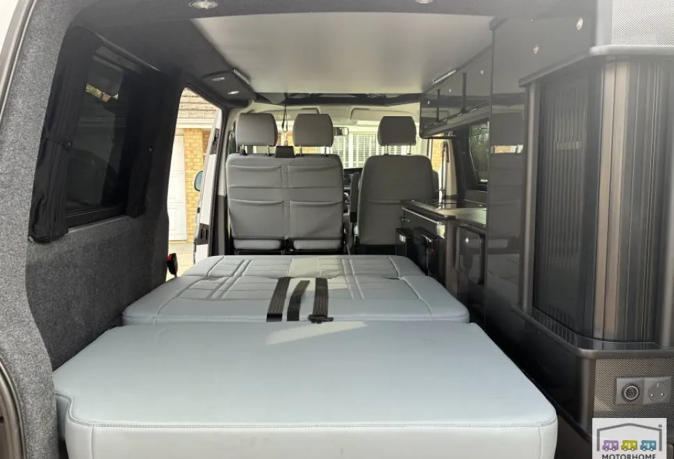 Volkswagen Transporter T6.1 2023