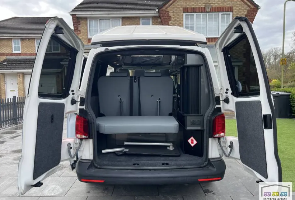 Volkswagen Transporter T6.1 2023