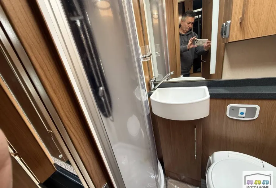 Auto-Trail Frontier Scout 2014