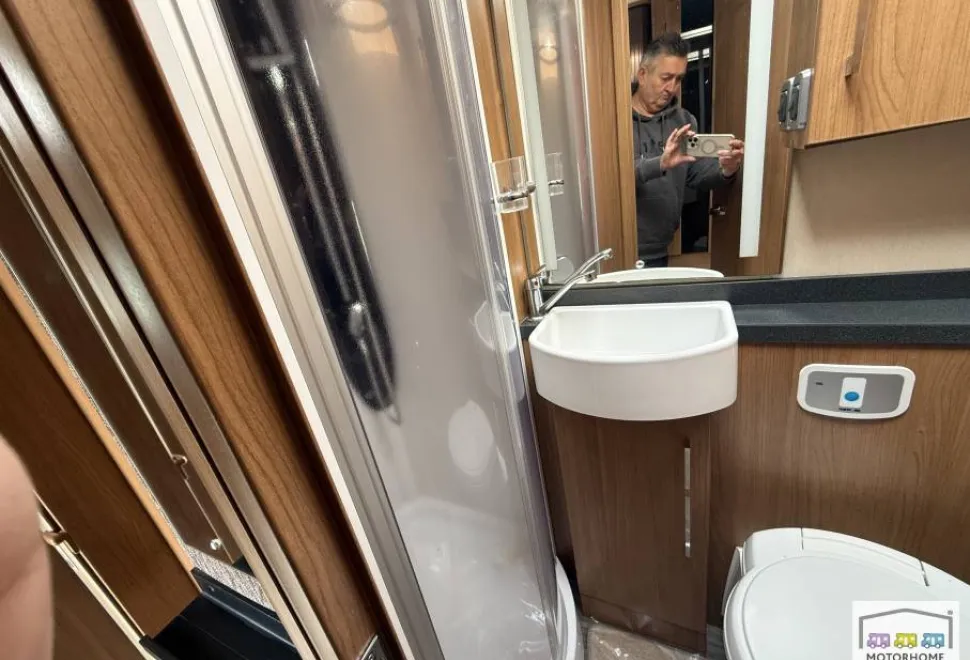 Auto-Trail Frontier Scout 2014