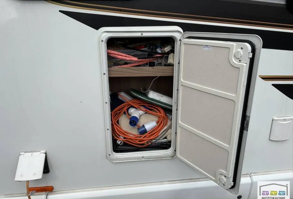 Swift Bessacarr  599 2018