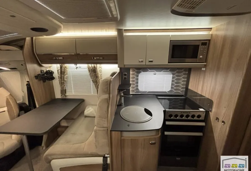 Swift Bessacarr  599 2018
