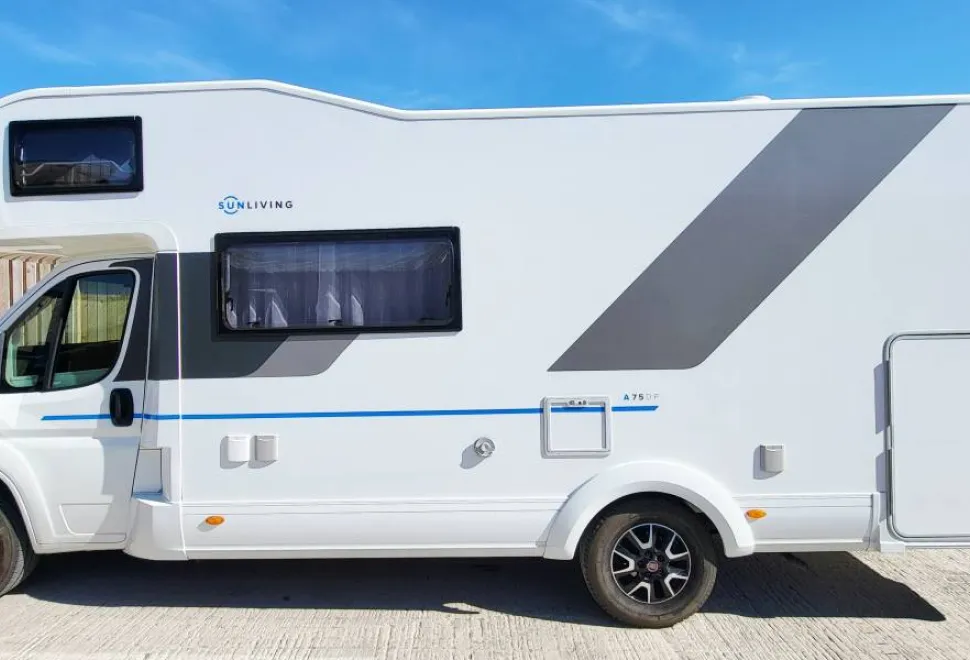 Adria Sun Living  A75 - DP 2021