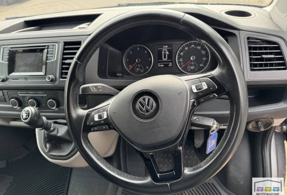 Volkswagen Camper King  St Tropez  2018