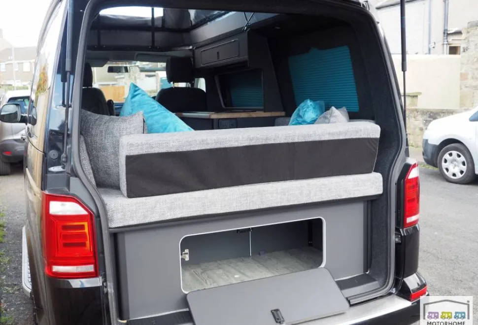 Volkswagen T30 Transporter  2017