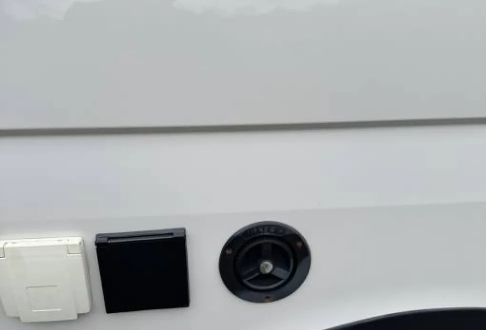 Volkswagen Camper King   2015