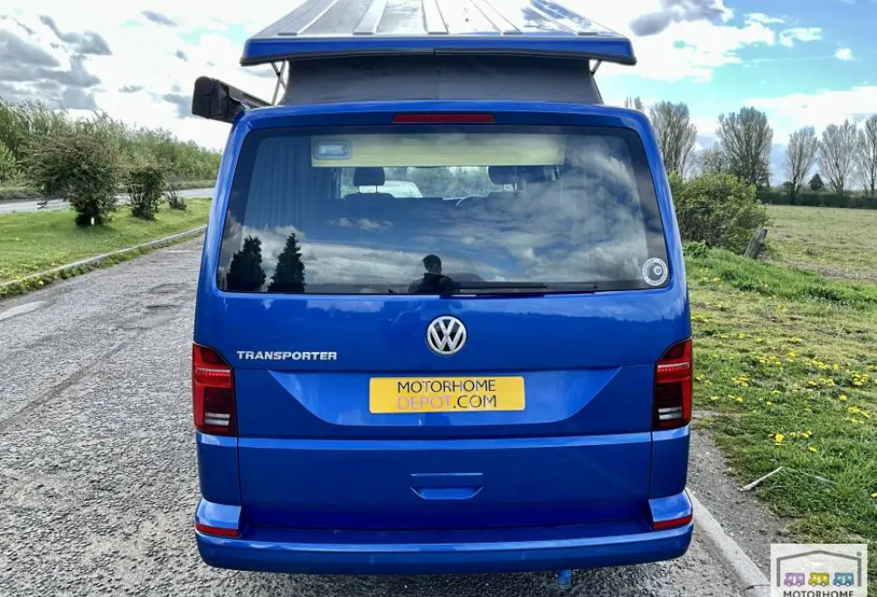 Volkswagen Transporter  2021