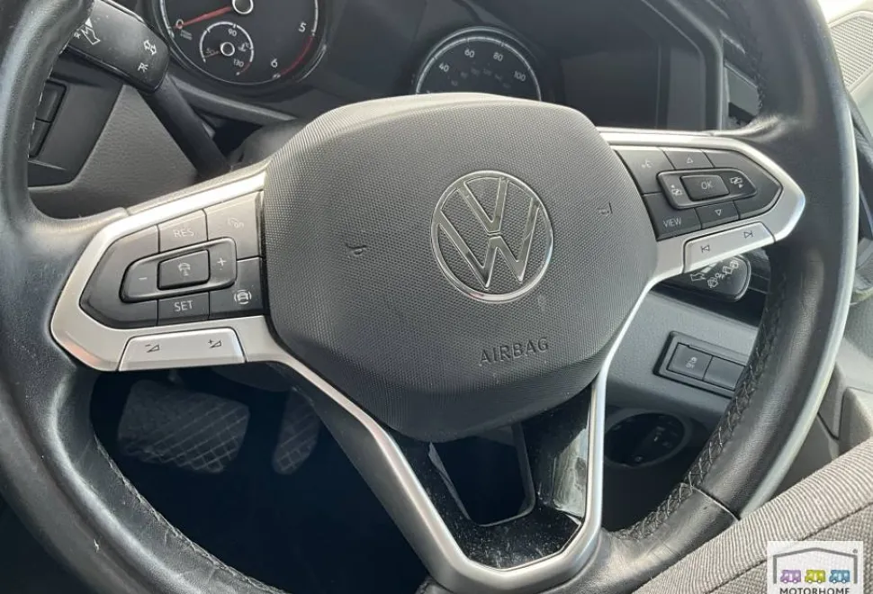 Volkswagen Transporter  2021