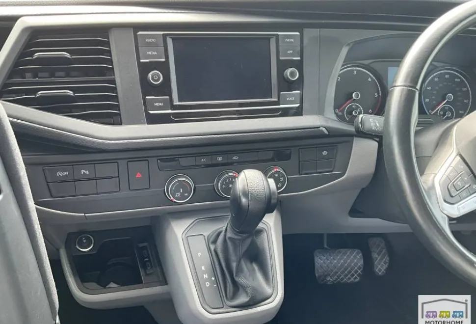 Volkswagen Transporter  2021