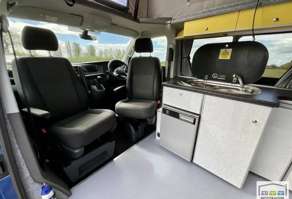 Volkswagen Transporter  2021