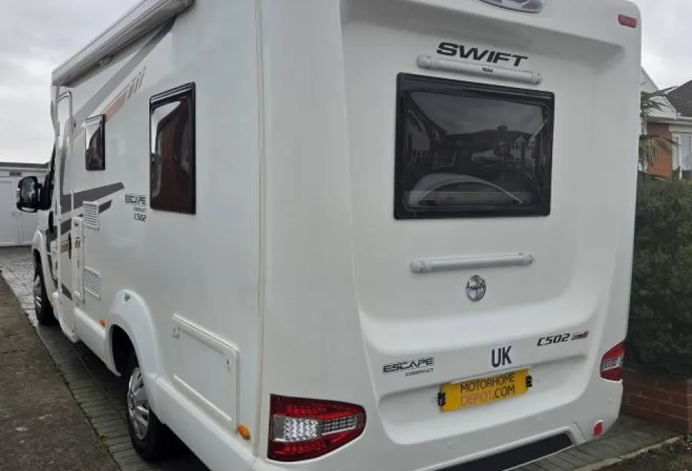 Swift Escape Compact C502 2021