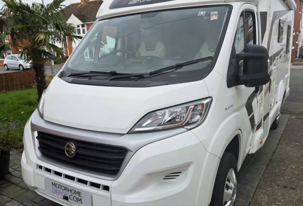 Swift Escape Compact C502 2021