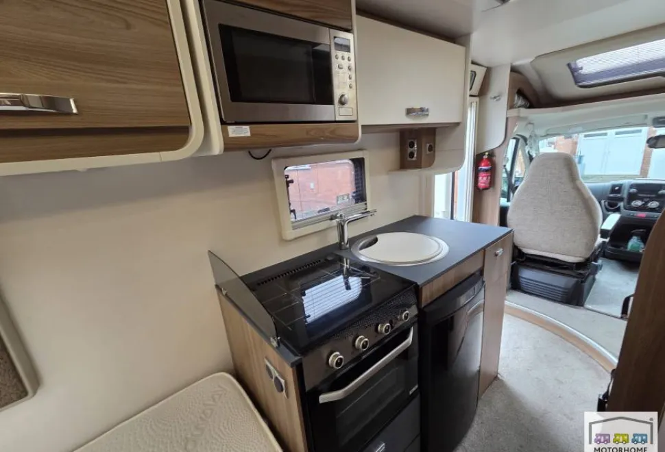 Swift Escape Compact C502 2021