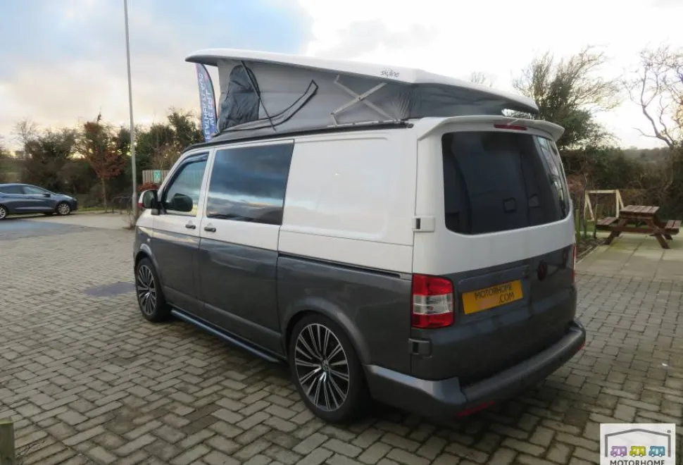 Volkswagen T28 Start Line 2015