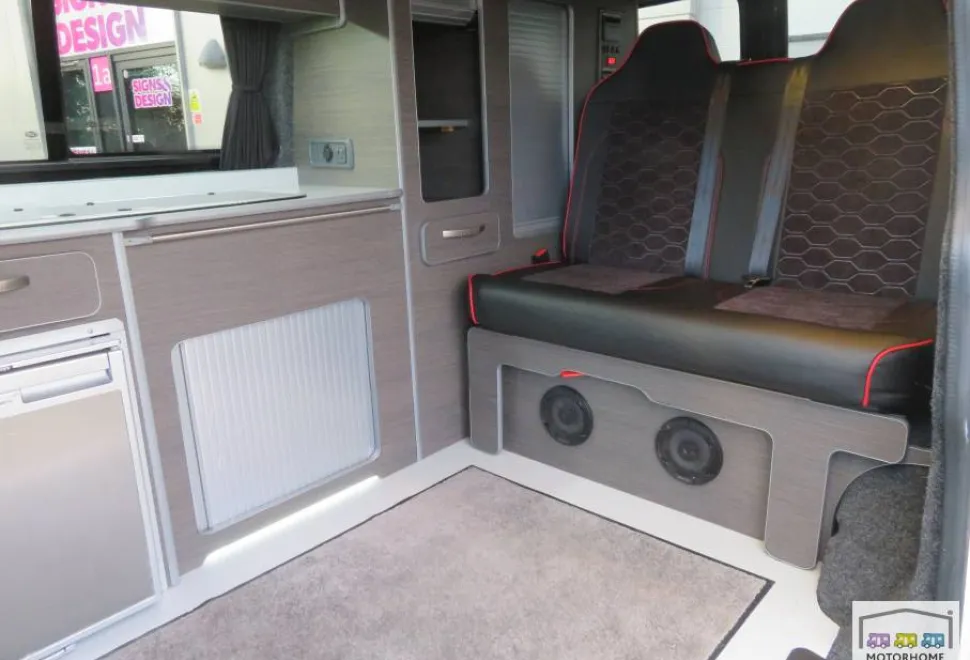 Volkswagen T28 Start Line 2015