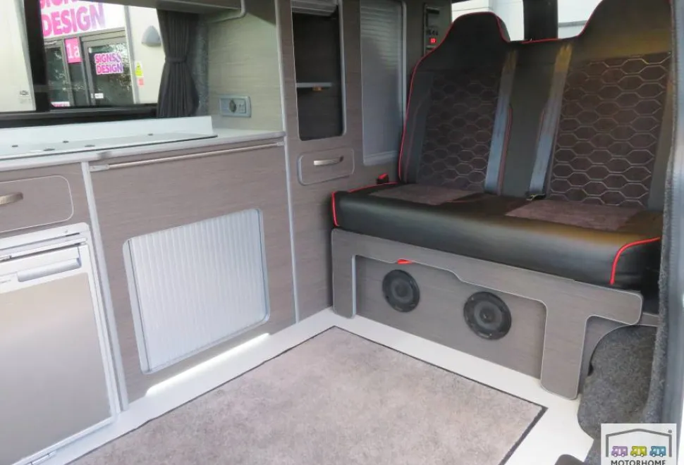 Volkswagen T28 Start Line 2015
