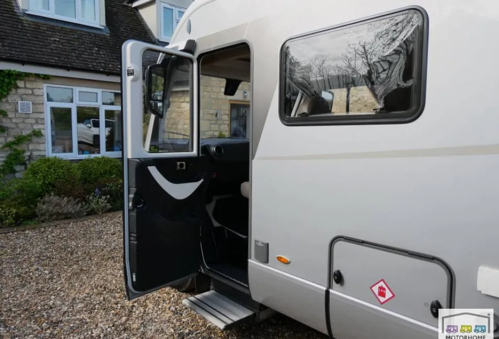 Hymer B-Class MC i690 2022